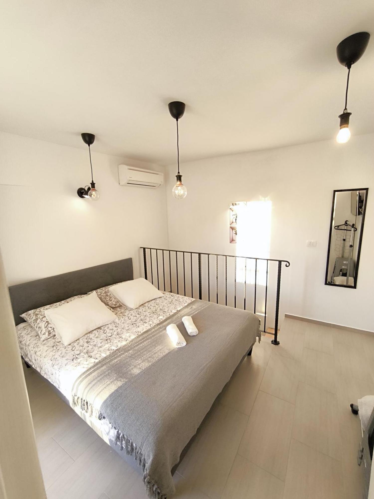 Central Apartment & Room Niko Split Ngoại thất bức ảnh