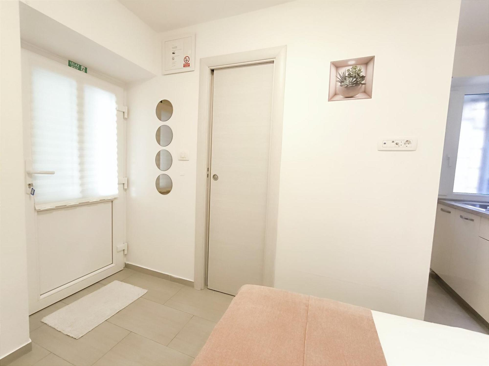 Central Apartment & Room Niko Split Ngoại thất bức ảnh